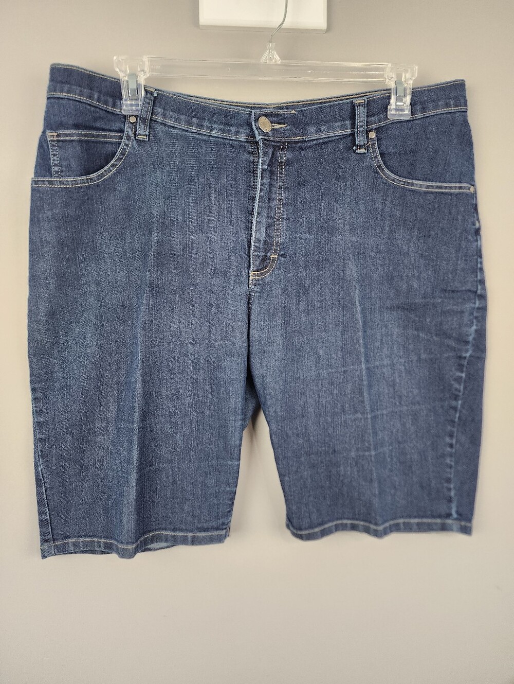 Riders Jean Shorts - Bermuda Sz 20 High Rise